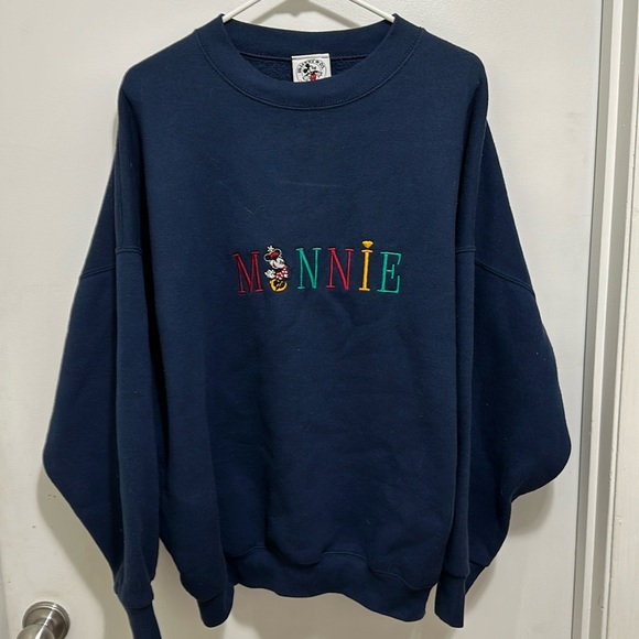 Mickey & Co Tops - Vintage Mickey & Co Embroidered Minnie Mouse Oversized Crew Neck size XL